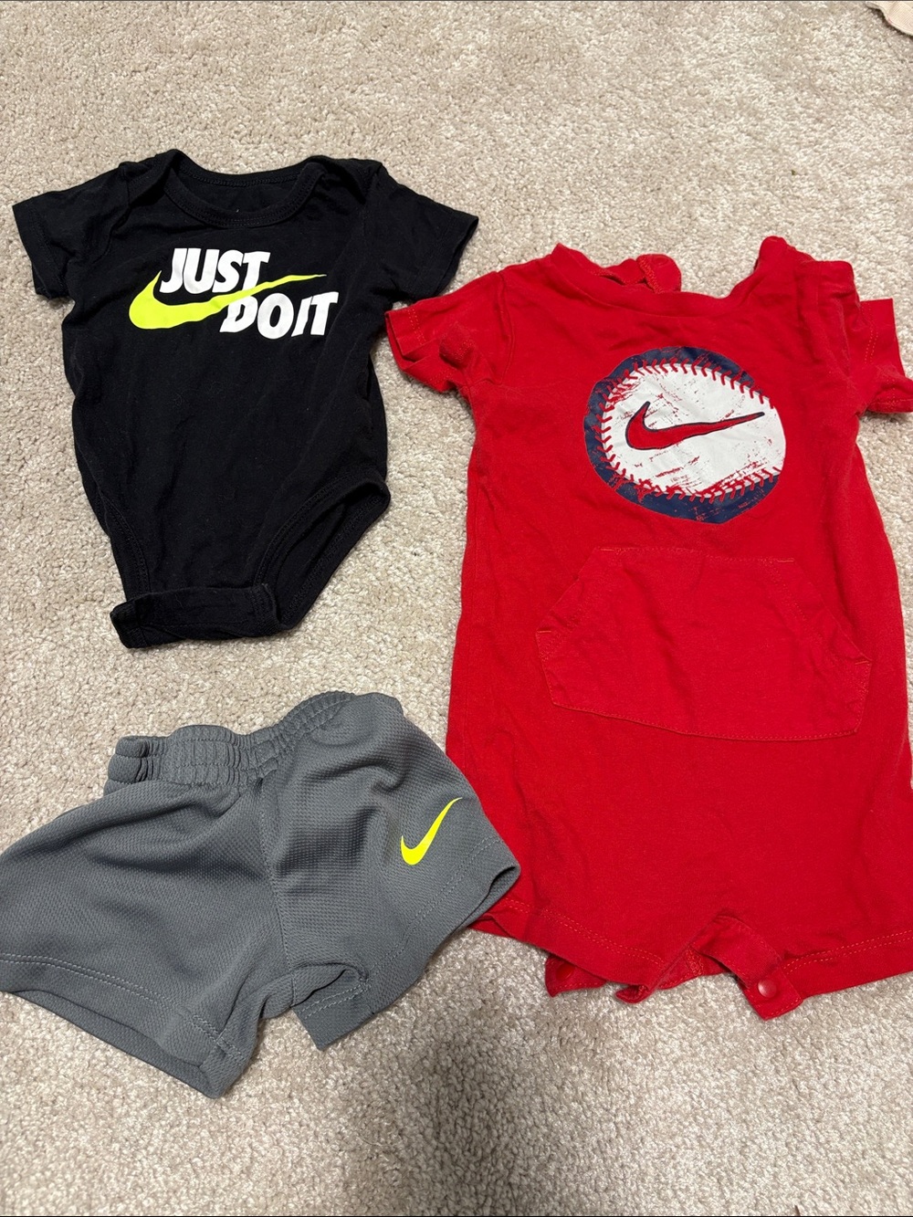 Infant Nike Outfits